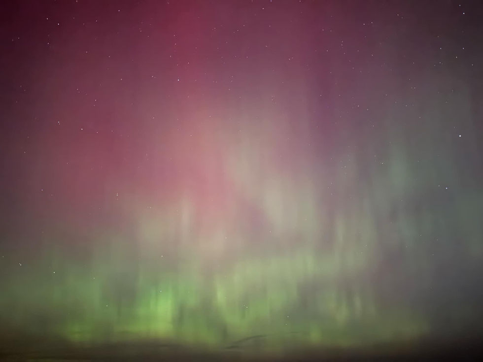 Aurora with pink and green