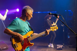 bass