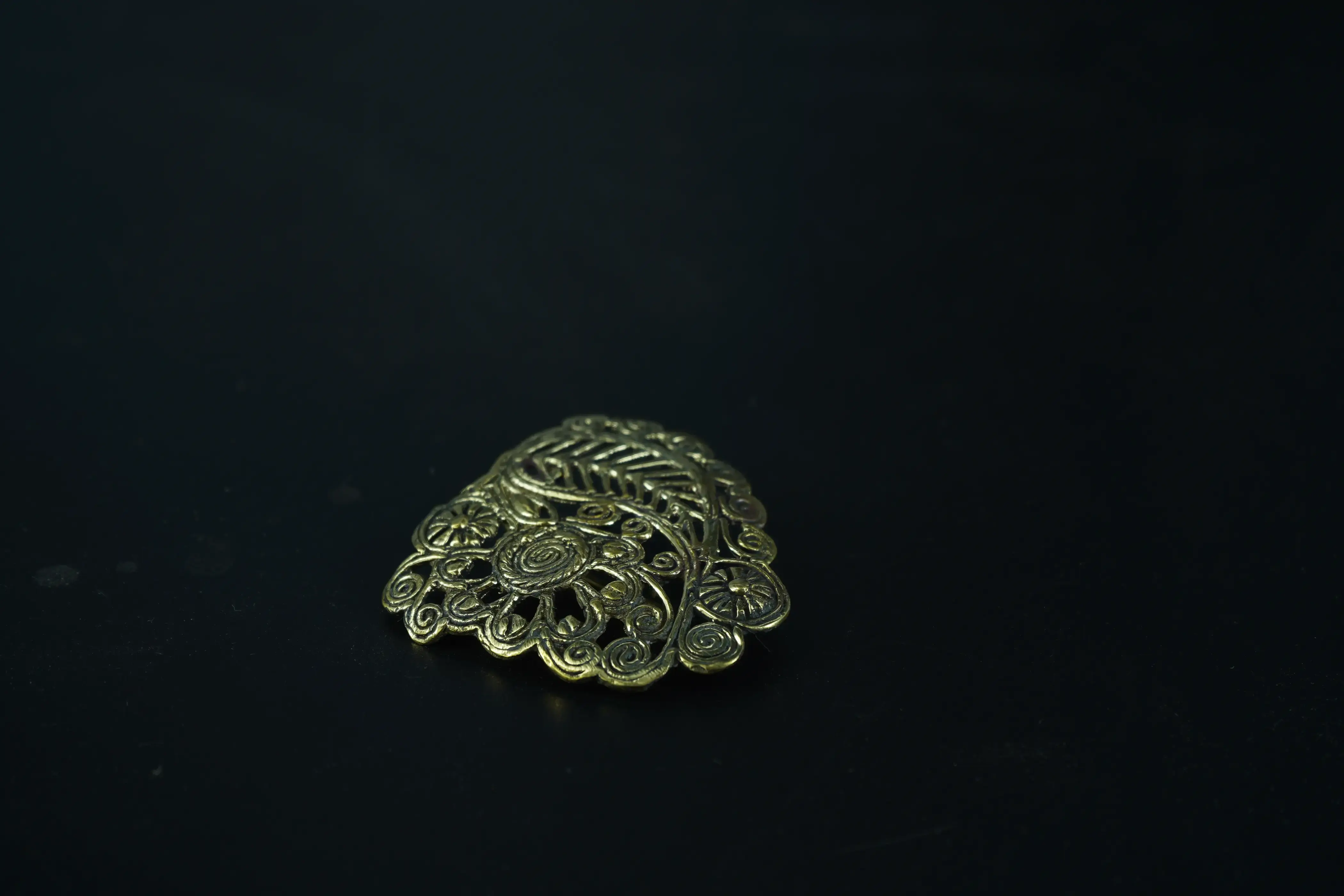 Dhokra Jewelry Broach - Buy Online at MollisArts