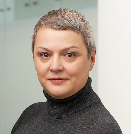 Tate-Lilia-1.jpg