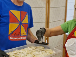 Rodzinne lepienie pierogów na Osiedlu Nowosolna 2025 !