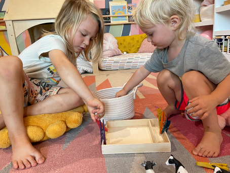 Interactive Preschool Storytime: The Clothespin Fence