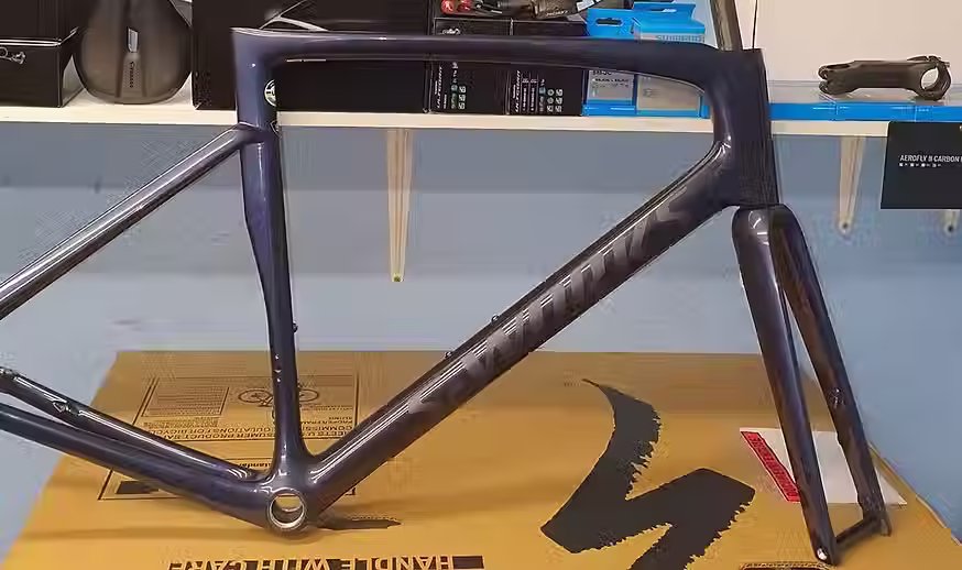 Al SL7 Frame.avif