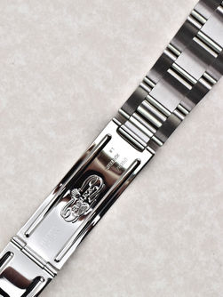 Rolex Clasp codes: Dating your Rolex bracelet