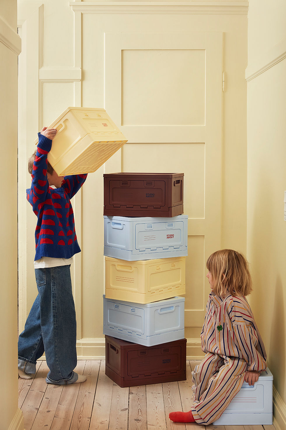 Miniaturbild: STUDIO ABOUT, BOX medium