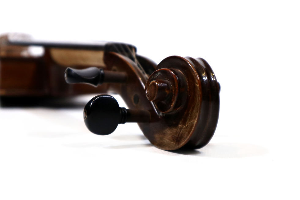 Thumbnail: Hand-Finished Antiqued 4/4 Violin - Eras Collection - ECHMV2