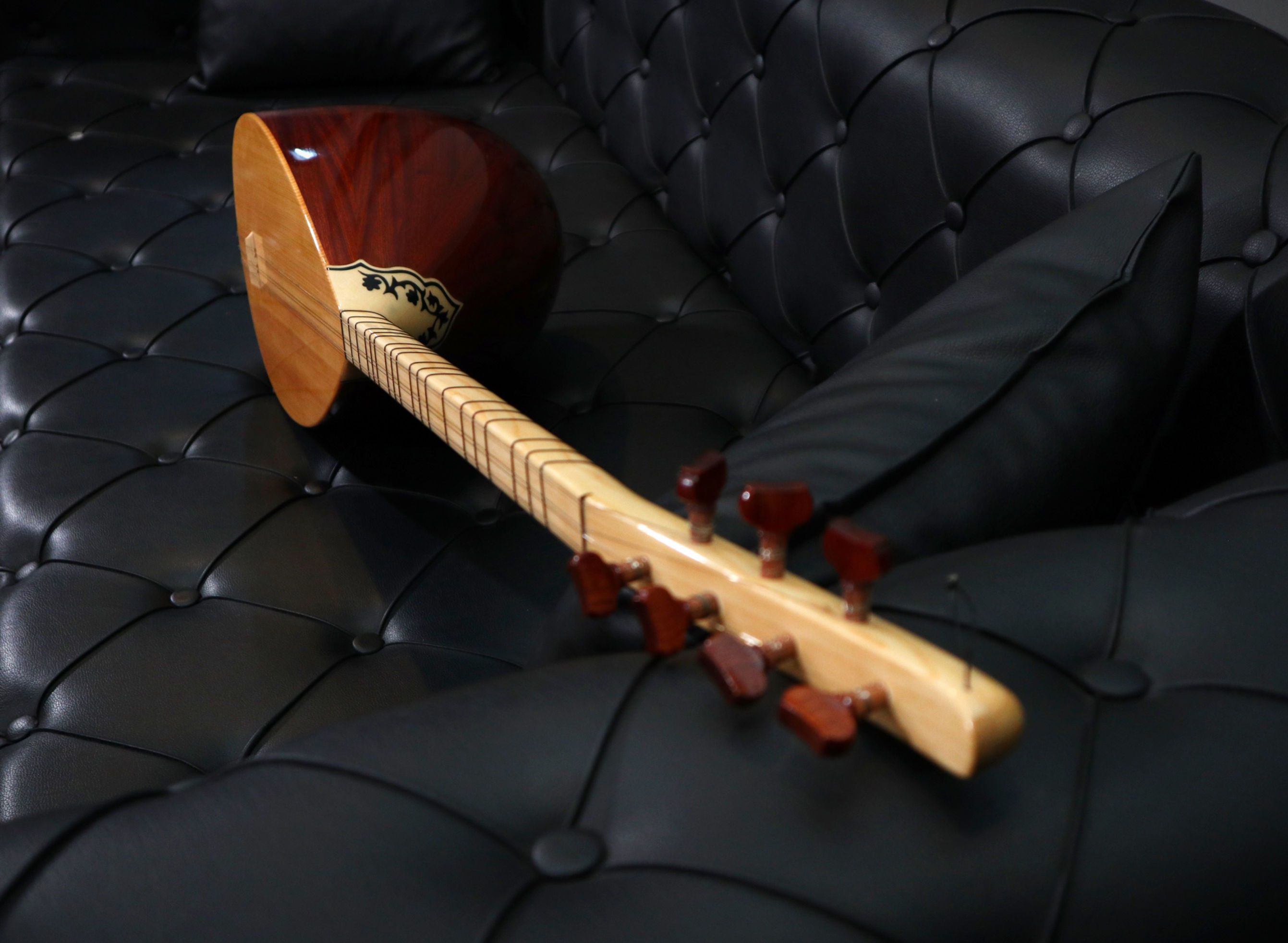 Mahogany Wood MK43-N Short Neck Baglama
