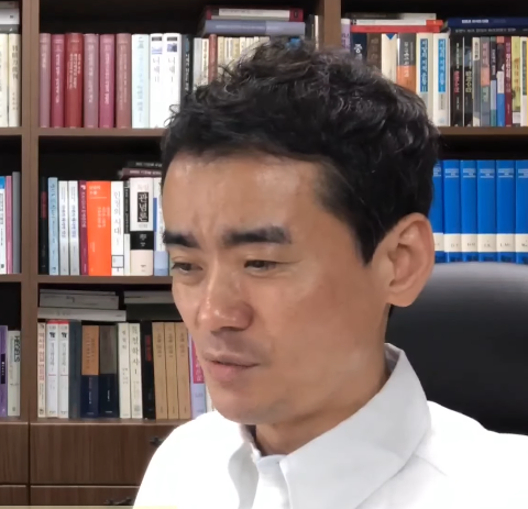 정 진 우 (부산대 철학과 외래교수) philosjw@gmail.com