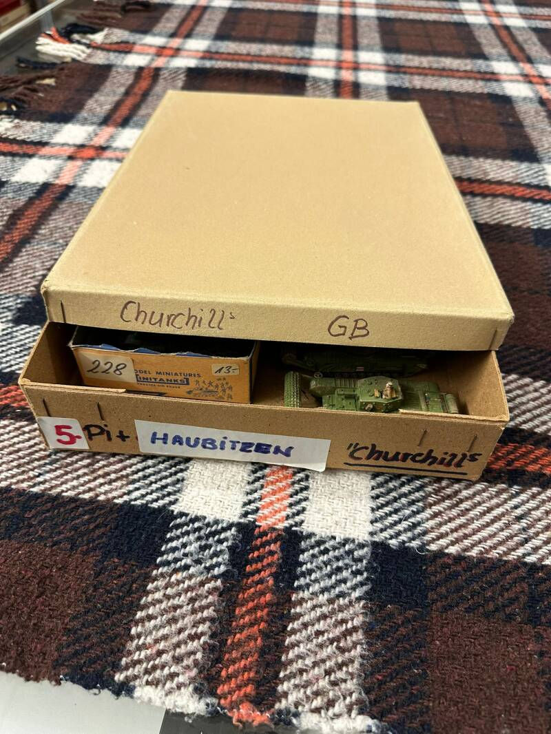 Miniaturbild: PI + HAUBITZEN CHURCHILL