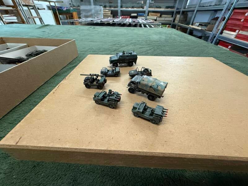 Jeep, Iltis, Munga, Unimog, div.