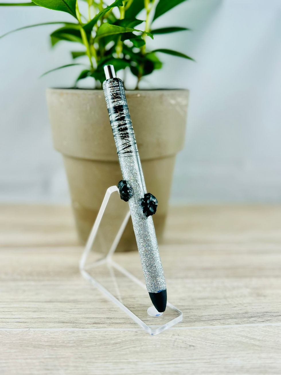 Spider Web Glitter Epoxy Pen