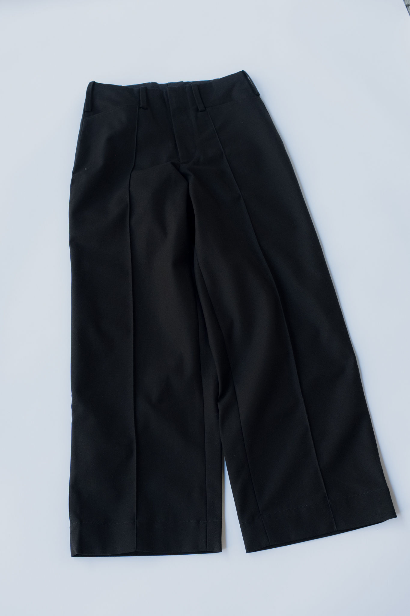 Factor's Pintuck Pipe Leg Trouser in Black Hard Twist Twill