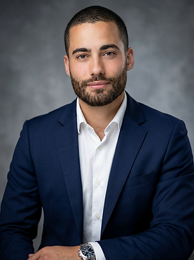 Firefly_Gemini Flash_Create a professional headshot o 454367 VIx.png