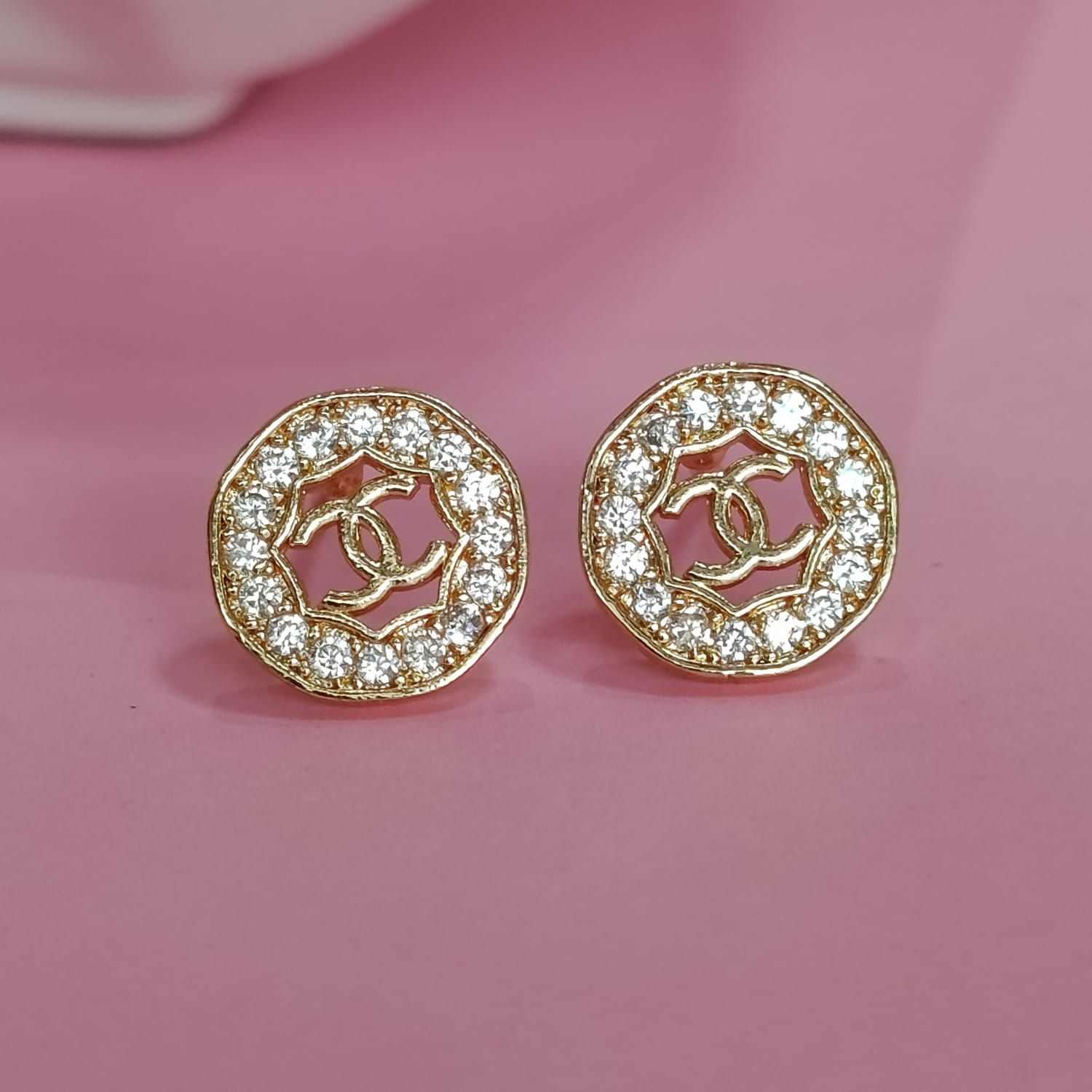 ARETE TOPO STYLE CHANNEL