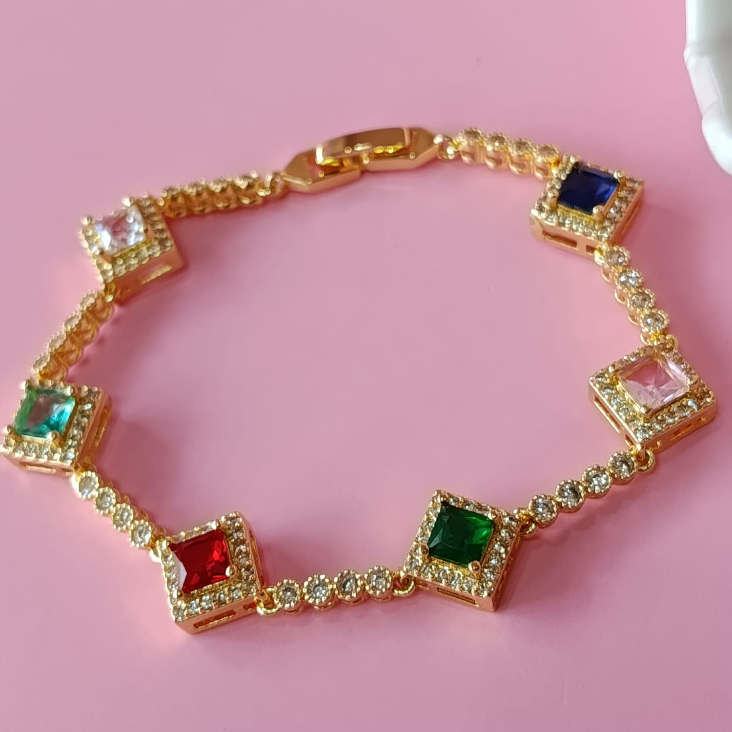 PULSERA PIEDRA CUADRO COLORES