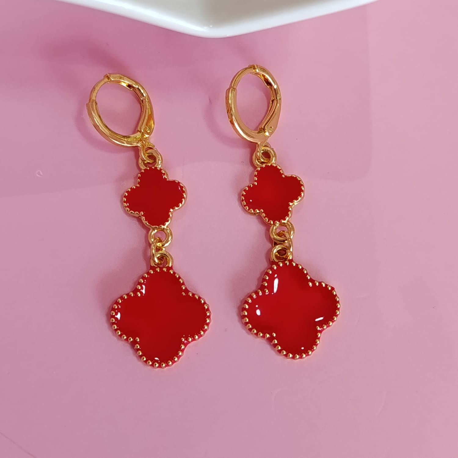 ARETE CANDONGA TREBOLES ROJO AR224