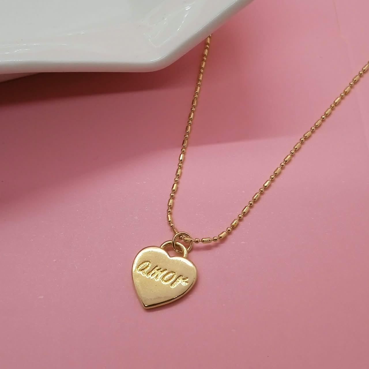 CADENA CORA "AMOR"