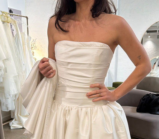 Strapless satin wedding dress before bodice alteration at Ellie Atelier Melbournealteration at Ellie Atelier in Melbourne