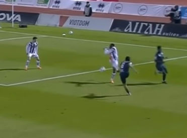 Αν είναι δυνατόν – Ξεκινάει από χέρι του Μπάμπα η αντεπίθεση για το 2-3 του ΠΑΟΚ στη Λιβαδειά! (VIDEO)