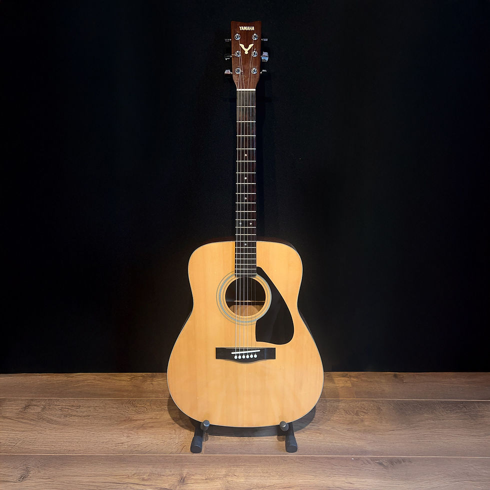 Yamaha 430 guitar picture