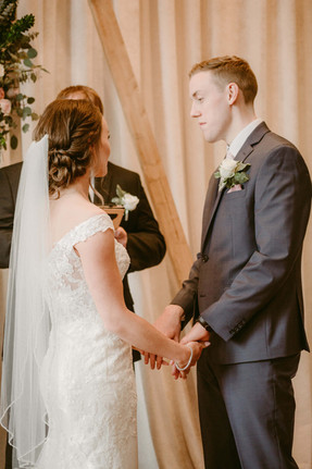 Best Indiana wedding photographer