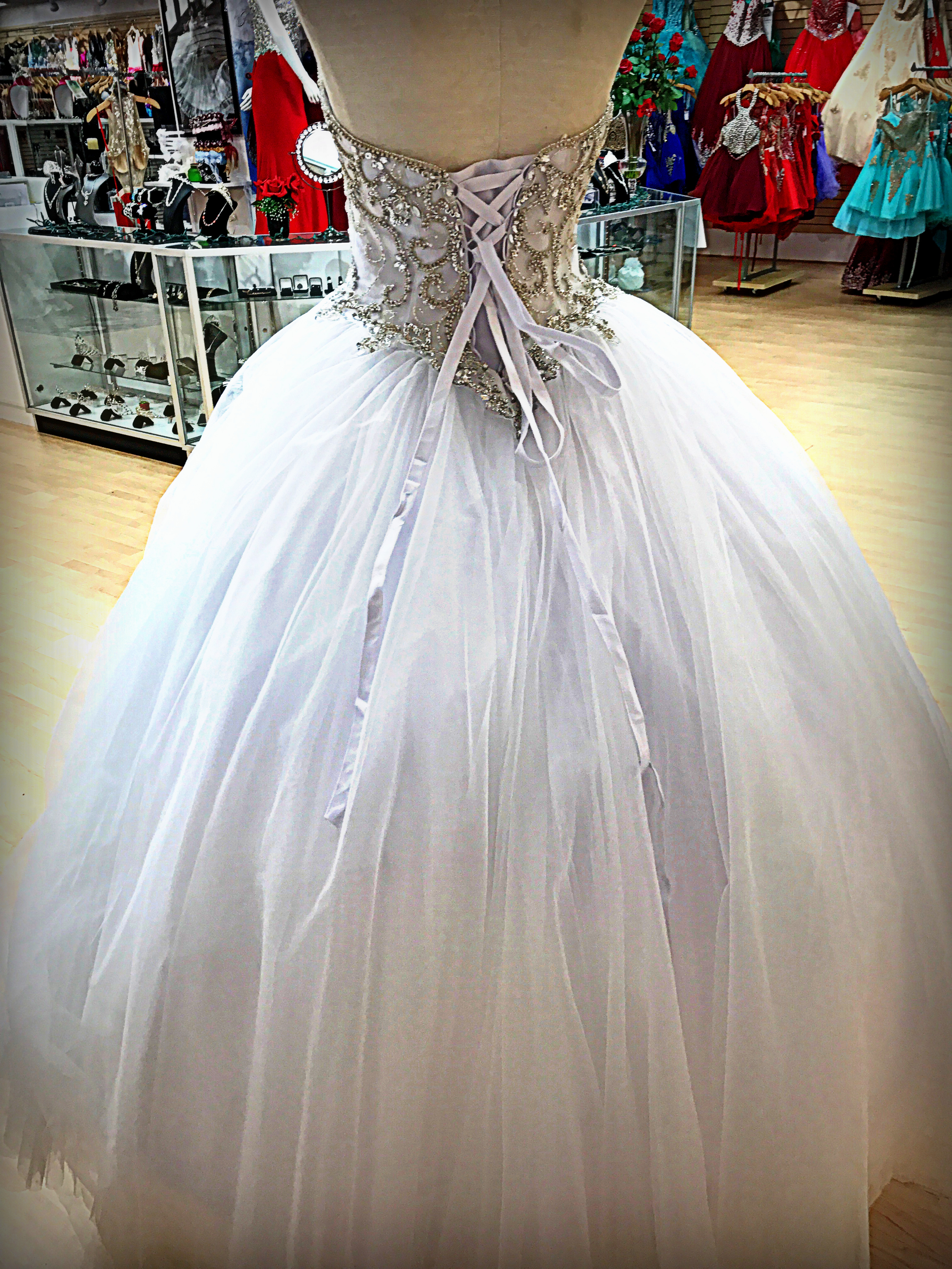 bridal gown back12