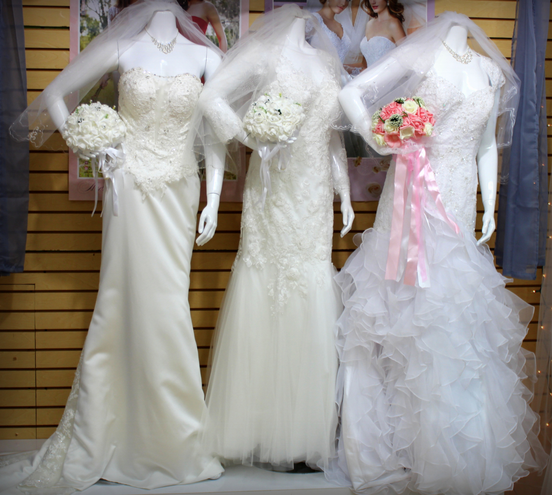 Ann's Bridal Wedding Gowns