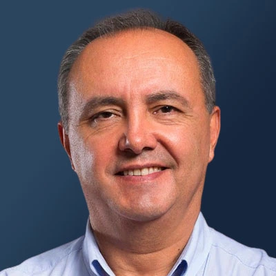 Theodoros-Karaoglou-400x400-image-blue-.webp