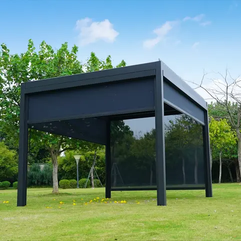 detalle de estructura de pérgola de aluminio instalada