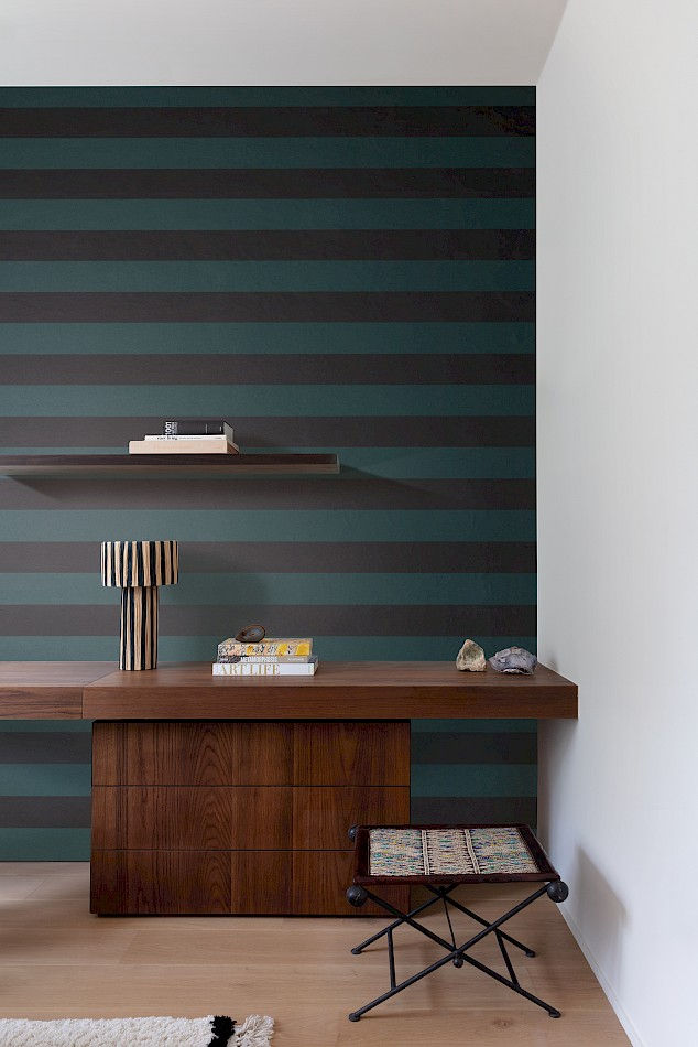 Papel Tapiz Rhapsody RHA404 en muro