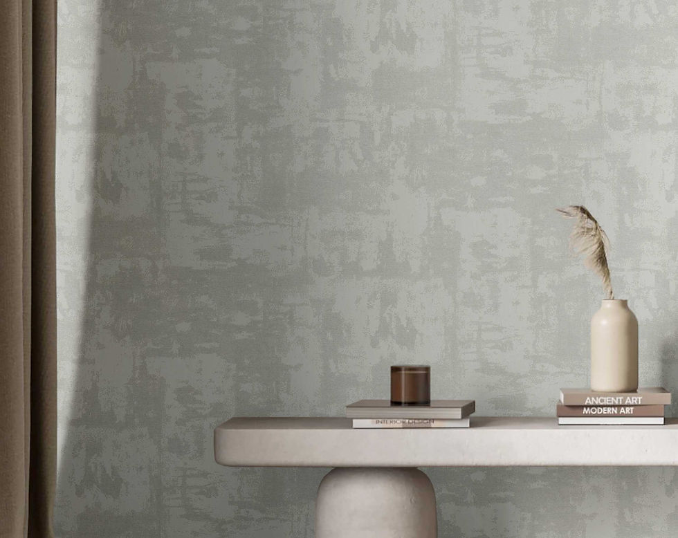 Papel Tapiz Sintesi 27536 instalado en un muro frente a una credenza de mármol blanco con accesorios decorativos