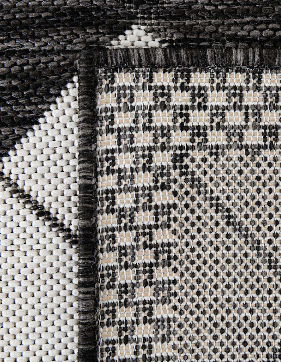 Miniatura: Tapete Moderno Exterior Blanco y Negro de Mosaicos