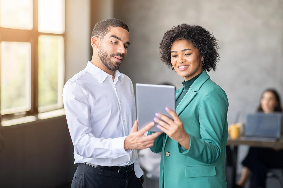 Business Team Fotoshooting Düsseldorf – Gruppenfoto für Unternehmenswebsite und Social Media