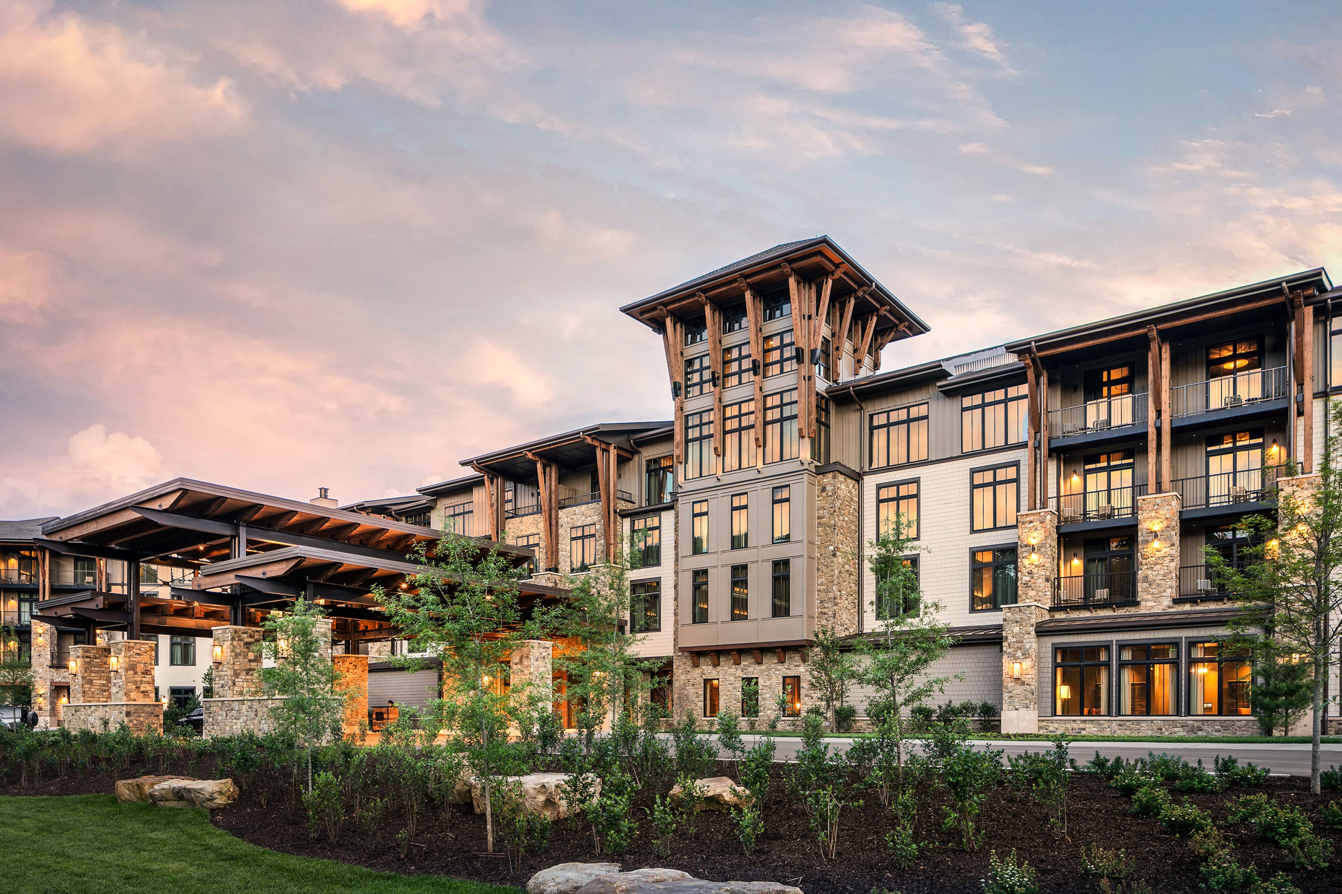 Writer: Cloudland at McLemore Resort