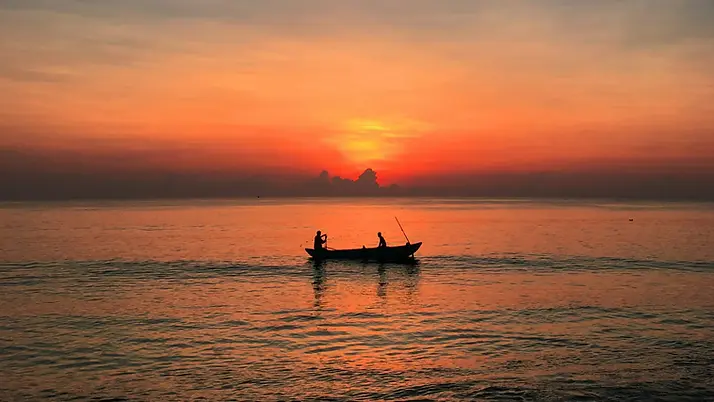 Sri Lanka Tour Package with Private Driver Watching sunset