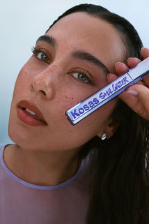 Kosas signe Soulgazer : le mascara qui fait tout