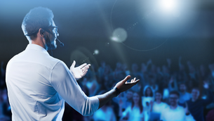 6 Hacks to Unlocking the Power of Public Speaking