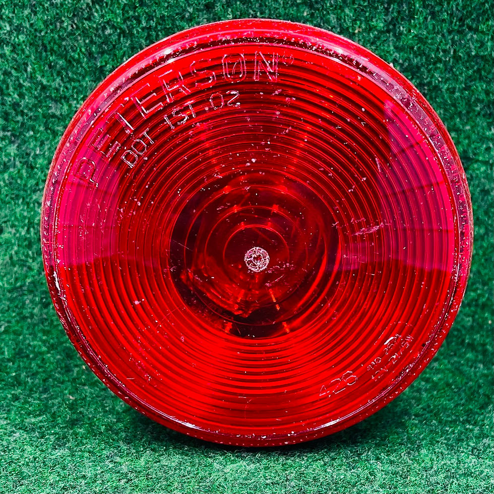 Peterson 426R Incandescent Stop / Turn / Tail Round Long-Life 4", Red