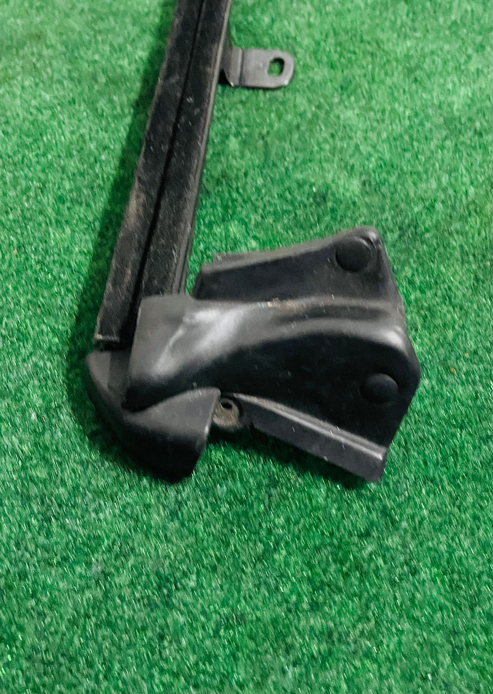 MR287186 Inner Weather-Strip - Mitsubishi