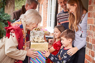 grandparents-gifts.jpg