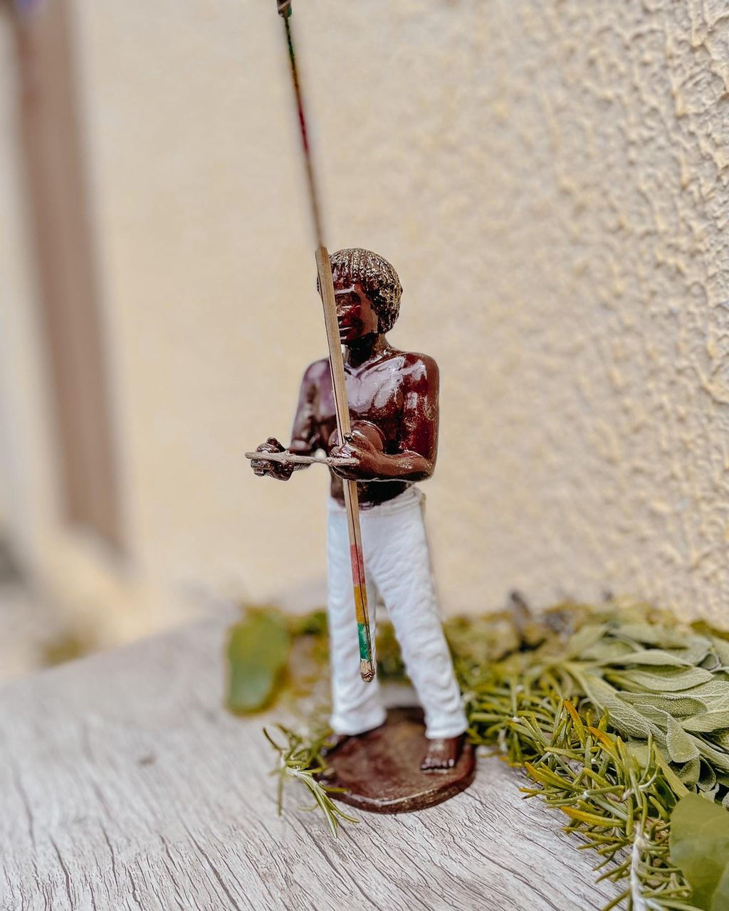 Imagem Capoeirista com Berimbau 22cm