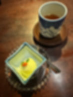 Grönt Hojicha-te och sorbet