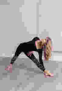 Shauna Gilsdorf at Yogaja Yoga Toledo by Mary Wyar Photography