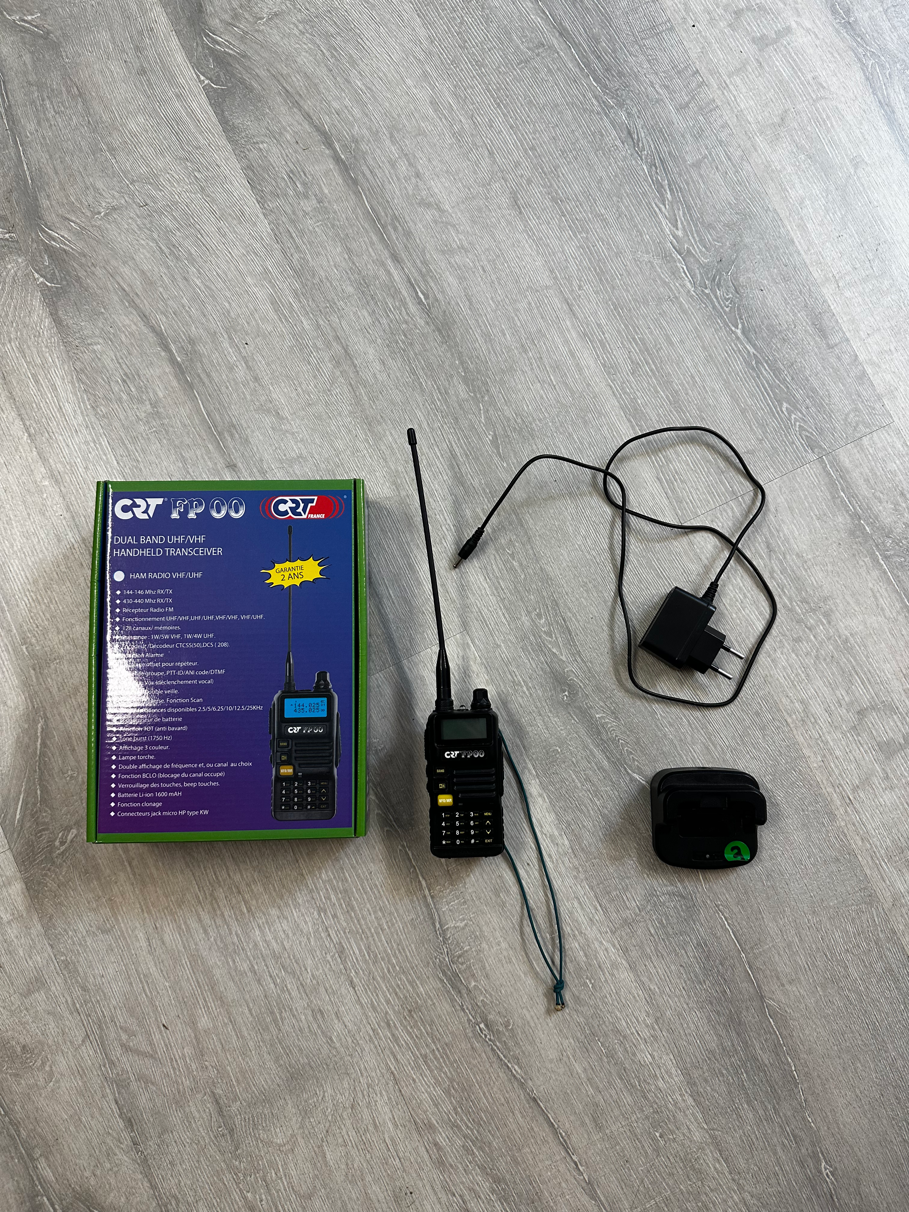 Radio CRT FP00