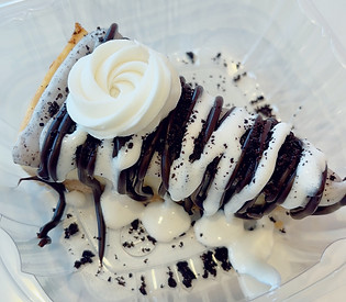 oreo-cheesecake-slice.JPG