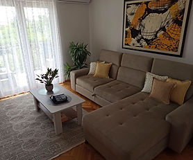 Haus mit 2 Schlafzimmern auf großem Grundstück mit Parkplatz in Igalo