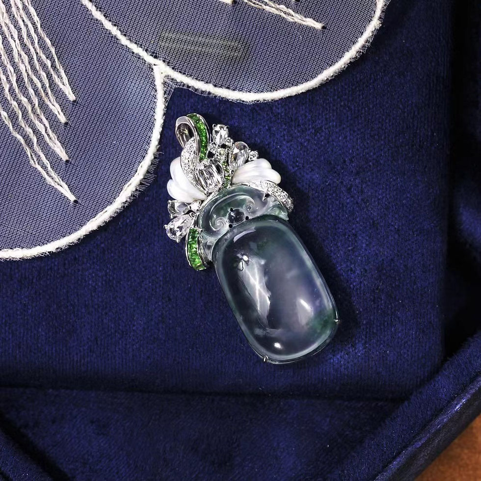 Hình thu nhỏ: Mặt dây chuyền Phúc bội ngọc Jadeite A vàng 18K