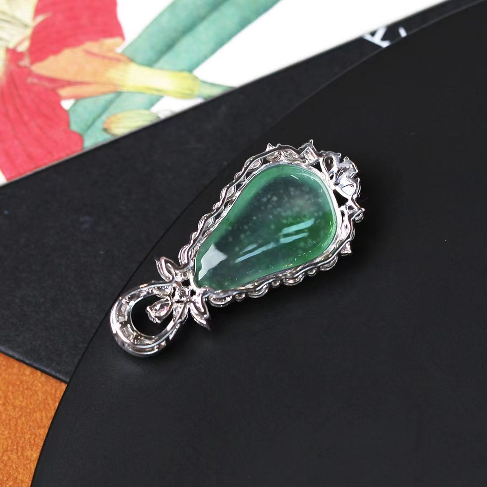 Hình thu nhỏ: Mặt dây chuyền Quả bầu ngọc Jadeite A vàng 18K