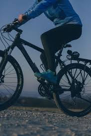 Pedal Power & Posture: Navigating Cycling Injuries for a Smoother Ride