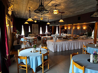 seating area, large meeting room